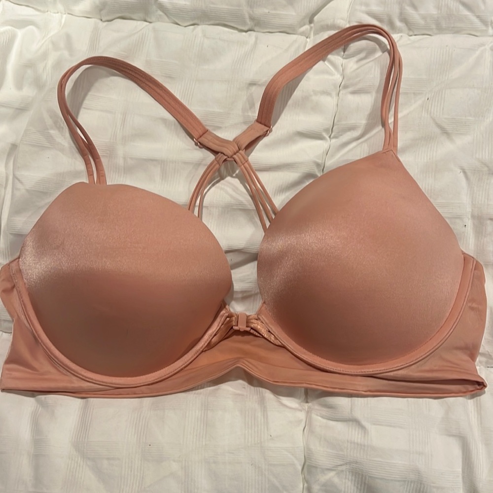 Light Pink Victoria Secret very sexy push up, front clasp racer back, 38D.